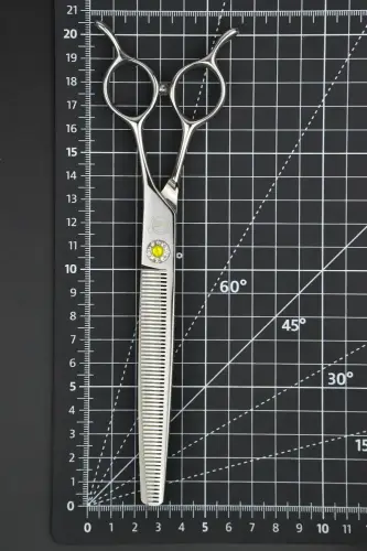 Набор из 4-х ножниц в чехле MOON PROFI Premium Sunlight